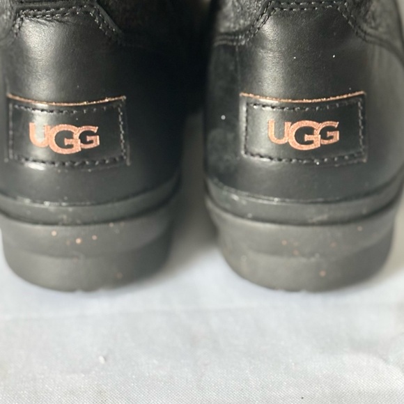 UGG WOMENS KESEY BLACK LEATHER & WOOL BLEND FELTED UPPER SIDE ZIPPER SZ 7 - Picture 5 of 15